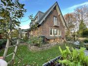 Charme und Lage vereint Einfamilienhaus mit...