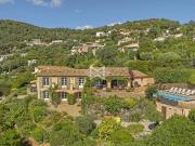Charme varois Vue mer et collines La Croix Valmer 157m²... Charme varois Vue mer et collines La Croix Valmer 157m²...