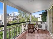 Charming 11/142 St Pauls Tce, SPRING HILL Apartment for...