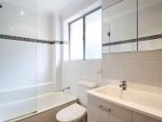 Cheap 13/10 12 Robertson Street, Narrabeen Apartment for...