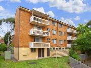 Deal! 15/14a Bourke Street, Wollongong NSW 2500 Unit For...
