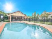 Deal! 18 / 44 48 Mclaren Road, Nerang, QLD 4211