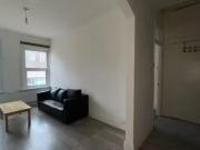 Deal! 1 BA 3 bedroom flat for rent in Vicarage Lane,...