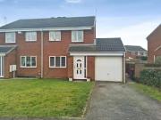 Just in! 1 BA 3 bedroom house for rent in Chalfont Way,...