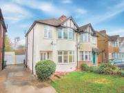 Charming 1 BA 3 bedroom semi detached house for rent in...