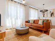 Charming 1 Bedroom Apartment in Algés