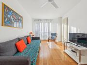 Charming 1 Bedroom Apartment on Rue Ranelagh, Paris...