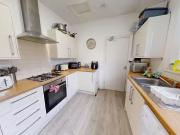 Cheap 1 bedroom coach house for rent in Birch Street,...
