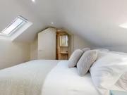 Charming 1 bedroom house share for rent in Farm Road,...