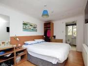 Nice 1 bedroom house share for rent in Room 9, Dell...