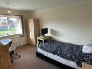 Cozy 1 Room 13 Blankney Crescent 6 Bedroom House