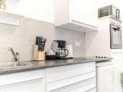 Charming 1BR Apt. Near U6 Station am Schöpfwerk, Vienna...