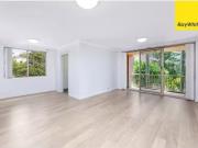 For Rent! 2/37 47 Lancaster Drive, MARSFIELD Apartment...