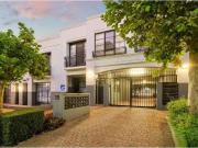 Unique 27/28 Robinson Avenue, PERTH House for rent...