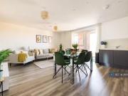 Charming 2 BA 3 bedroom flat for rent in Green Street,...