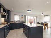 Rental! 2 Baronsgrange Street