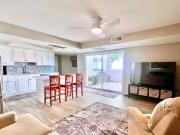 Charming 2 Bed Condo in Scottsdale 2 Bath $2850/mo Availabl.