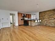 Just in! 2 bedroom apartment for rent in Aylesbury Road,...