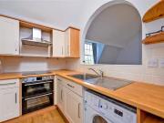 Deal! 2 bedroom apartment for rent in Beaufort...