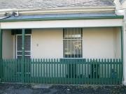 CHARMING 2 BEDROOM COTTAGE OPPOSITE ARGYLE GARDENS