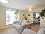Cheap 2 bedroom flat for rent in Sir John Newsom Way,...