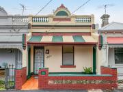Charming 2 Bedroom Home in the Heart of Brunswick A Rare...