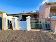 charming 2 bedroom home on the marke.