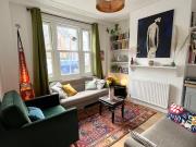 Charming 2 Bedroom House with Private Garden