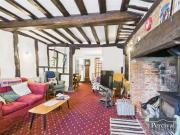 Cozy 2 bedroom terraced house for rent in High Street,... Cozy 2 bedroom terraced house for rent in High Street,...