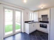 Just in! 2 bedroom terraced house for rent in Lapwing...