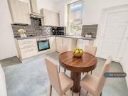 Cozy 2 bedroom terraced house for rent in Nairne Street,...