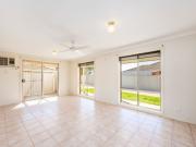 CHARMING 2 BEDROOM TOWNHOUSE IN PRIME SHEPPARTON LOCATION