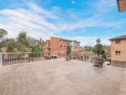 Deal! 2 BR 3/86 Hunter Street, Hornsby, NSW 2077