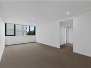 Deal! 2 BR 402/150 Pacific Highway, North Sydney...