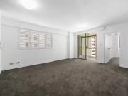 Cheap 2 BR 99/398 408 Pitt Street, Haymarket Apartment...