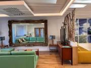 Deal! 2 BR London Road West