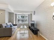 Charming 2 BR Simcoe Street