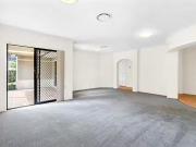 Charming 2 Gumview Place, Molendinar, QLD 4214