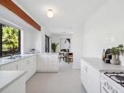 Deal! 30 Stirling Drive, Morphett Vale, SA 5162