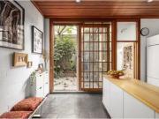 Cozy 365 Coventry St, South Melbourne House for rent...