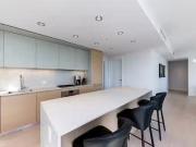 New 370X 1289 Hornby Street, Vancouver, BC, V6Z 0G7...