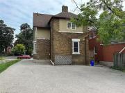 Rental! 3 20 Cameron Street N, Kitchener, ON, N2H 3A1 house.