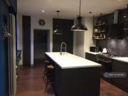 Charming 3 BA 5 bedroom detached house for rent in...