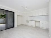 Charming 3 Bed, 2 Bath Duplex for Rent in Loganlea!