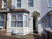 Charming 3 Bed Home with Garden, East Ham