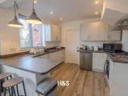 Deal! 3 bedroom detached house for rent in Arnold Road,...