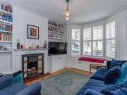 Unique 3 bedroom end of terrace house for rent in Paxton...