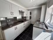 Deal! 3 bedroom end of terrace house for rent in...