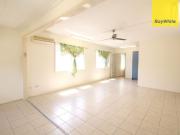 Charming 3 bedroom Family Home in Woodridge