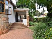 charming 3 bedroom home with classic.